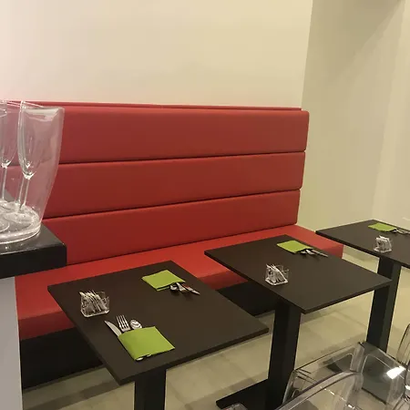 Roman Holidays Boutique Hotel-3
